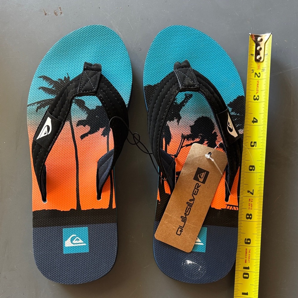 Quiksilver Teal and Sunset Orange Sandals with black straps